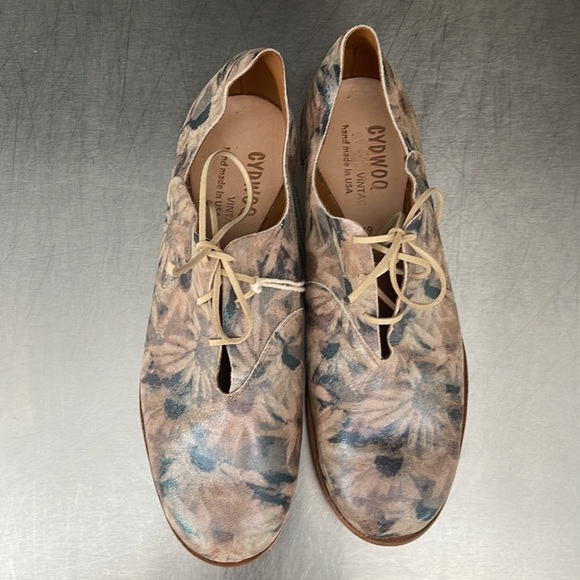 Camouflage Lace-Up Women's Shoes - Picture 2 of 9